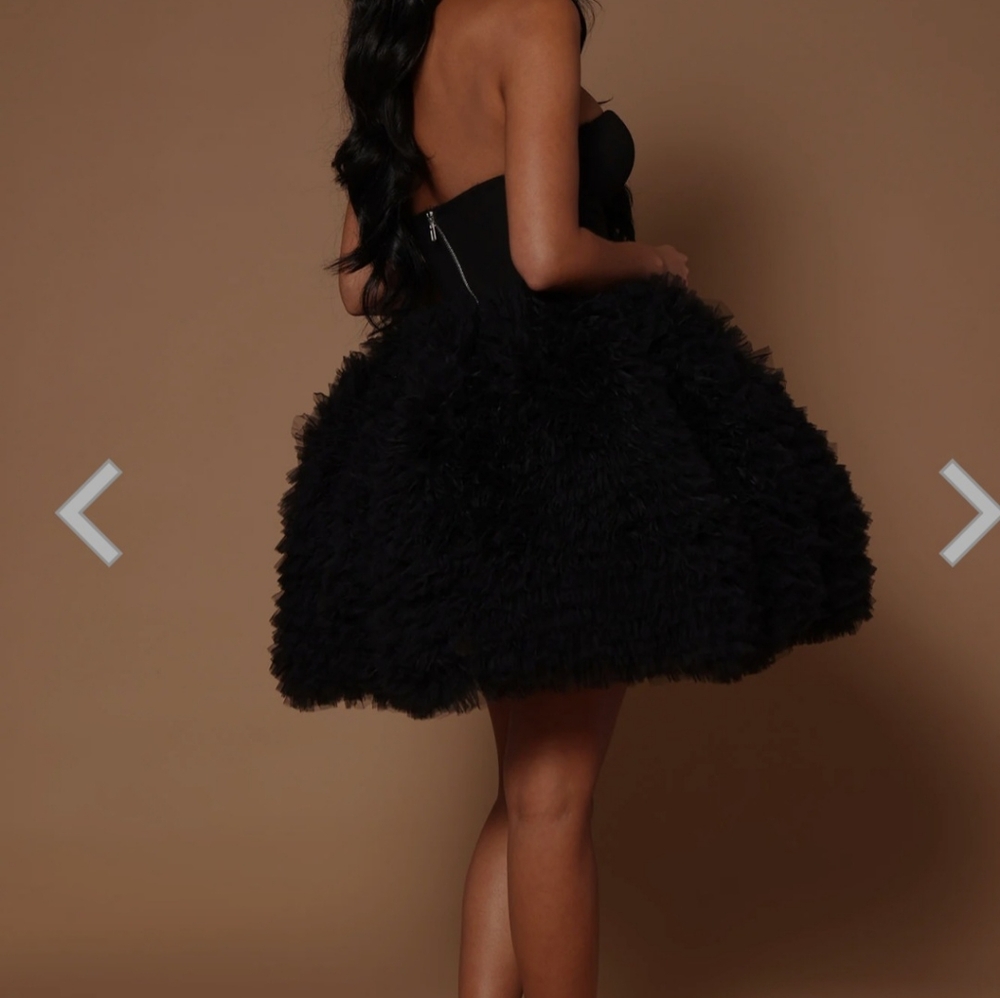 Nikki Ruffle Mini Dress - Black